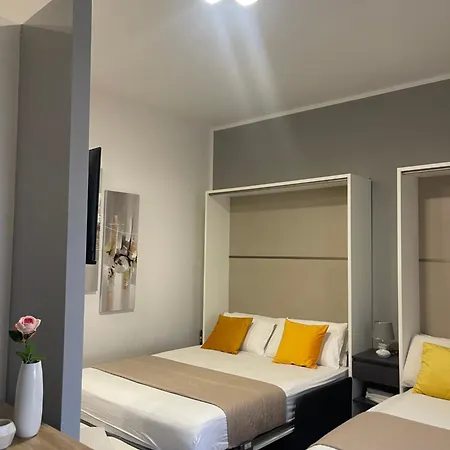 Espada Deluxe Nyaraló Torre Lapillo